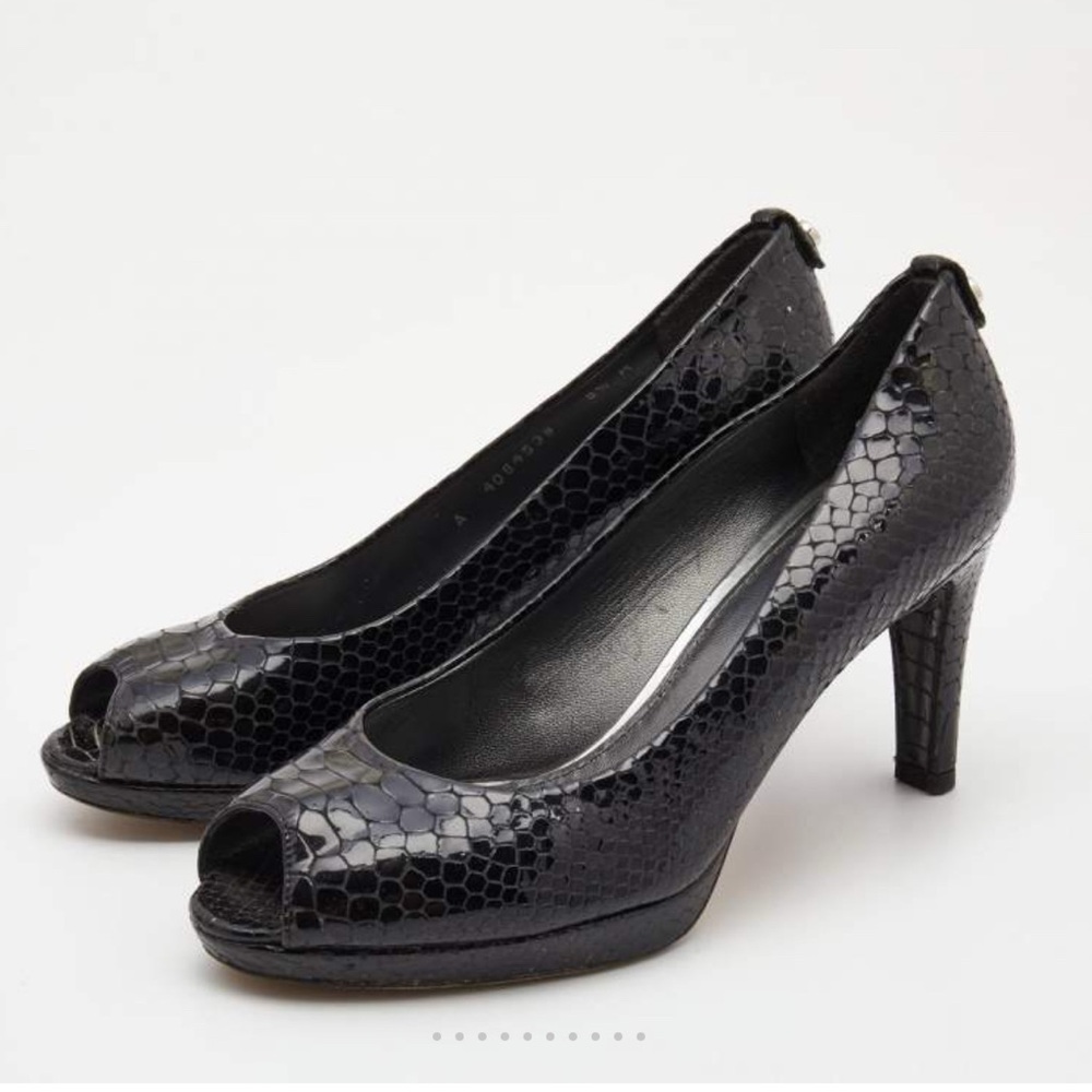 Elegant Stuart Whitman Black Peep-Toe Heels 9.5